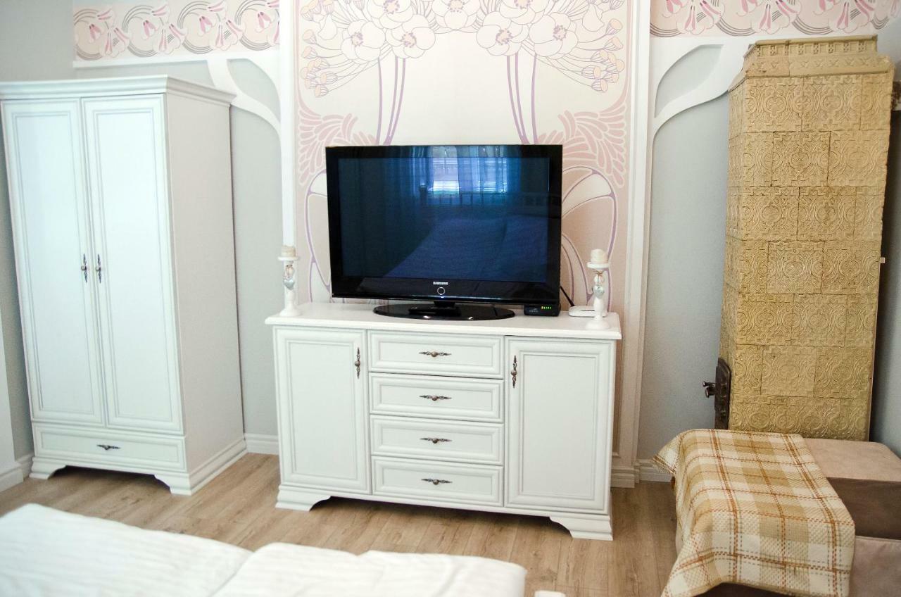 Deluxe Appartment In The City Center 利沃夫 外观 照片